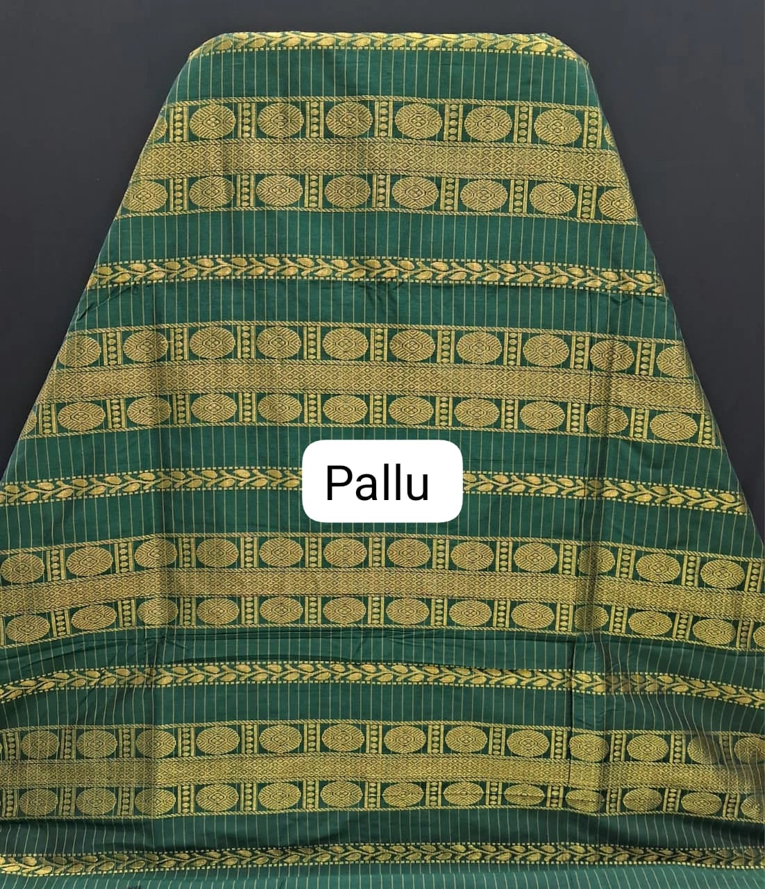 Bottle Green Kalyani Cotton Saree pallu