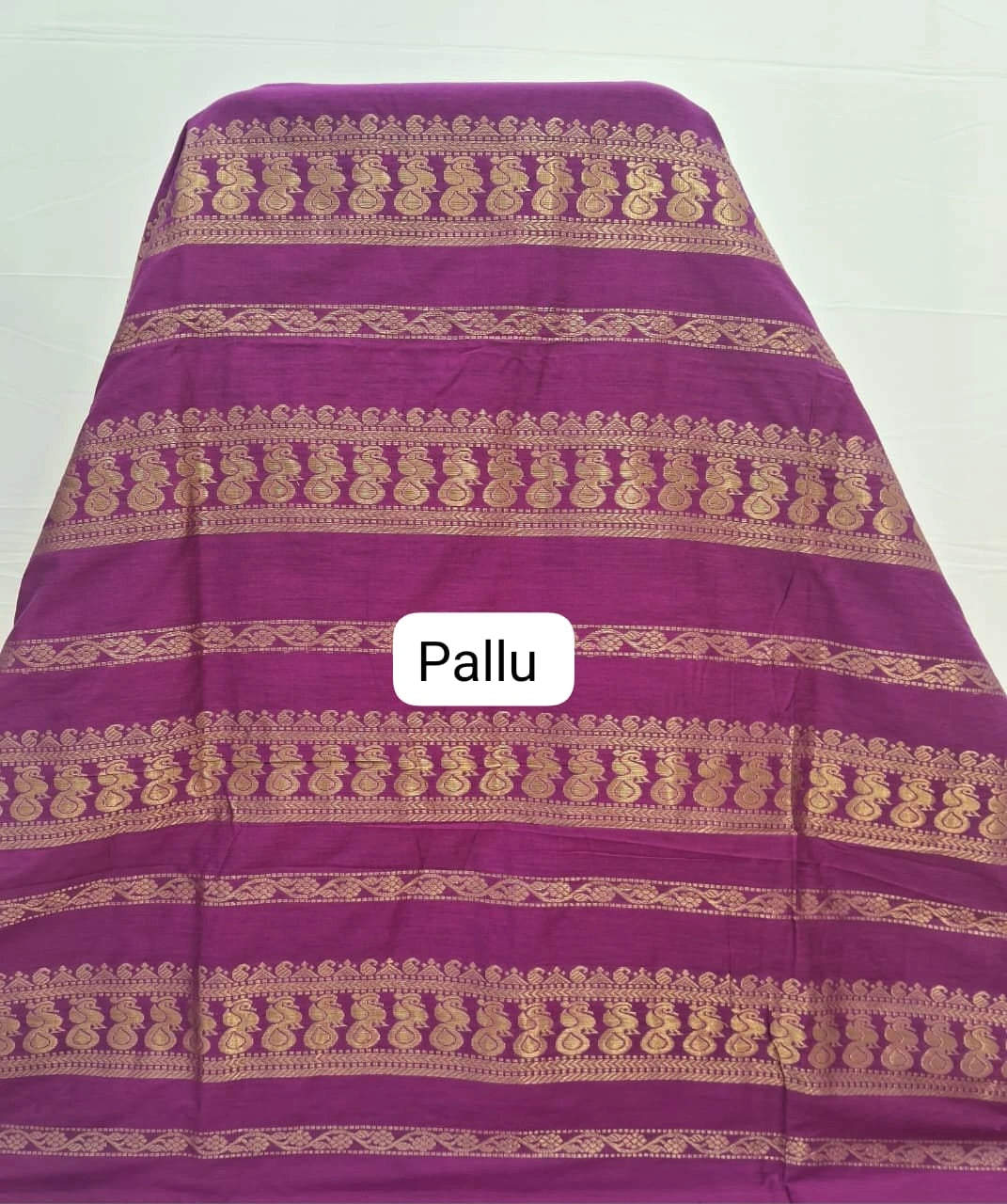 Handwoven Navy Blue Kalyani Cotton Saree pallu