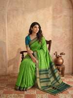 Exquisite dark green Kalyani cotton saree