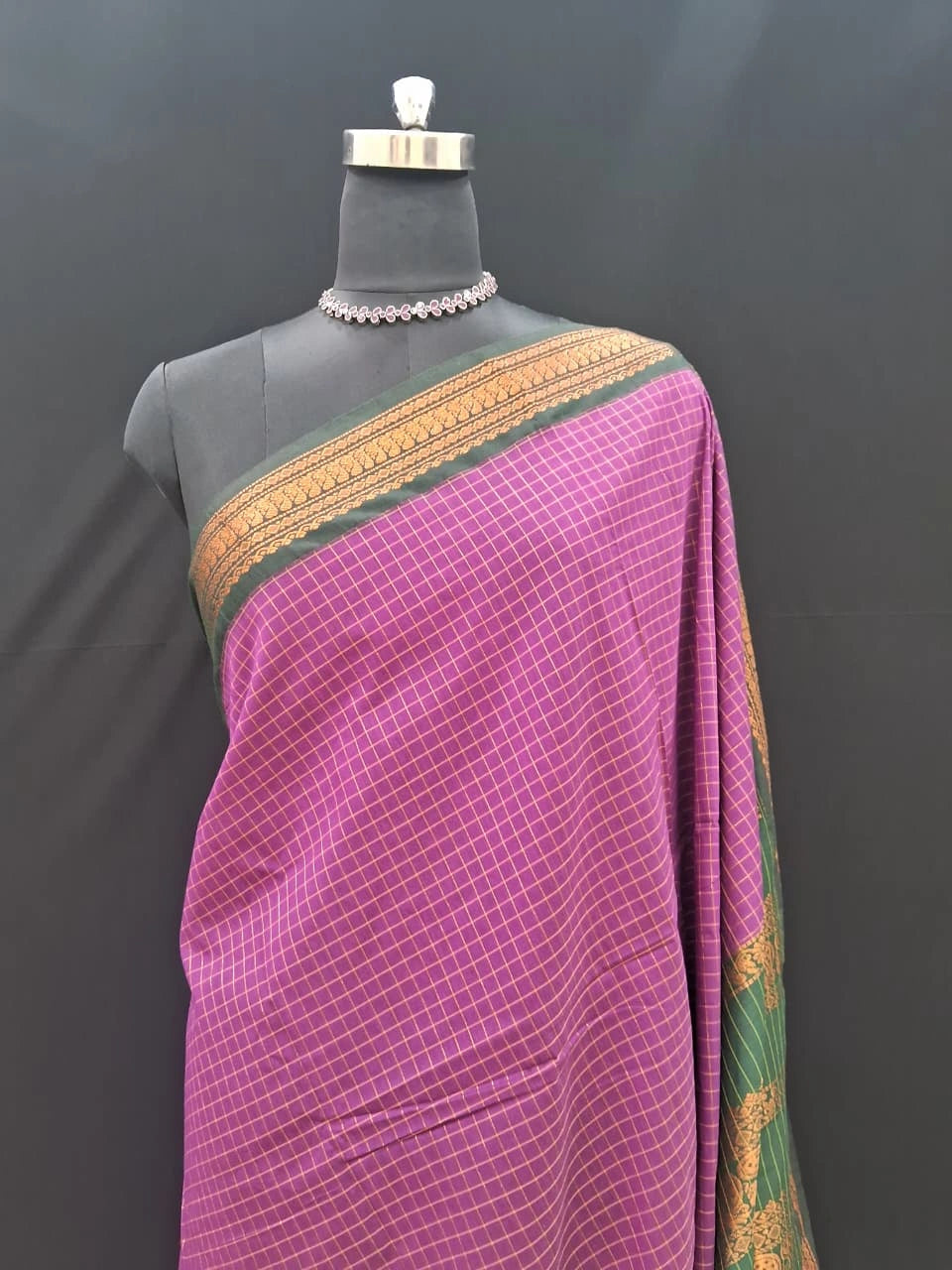 Onion pink checked Kalyani cotton saree 1