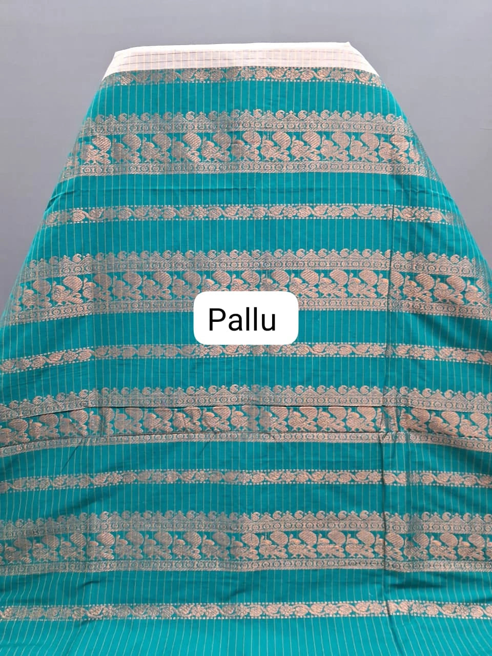 Cream Zari Checked Kalyani Cotton Saree Pallu