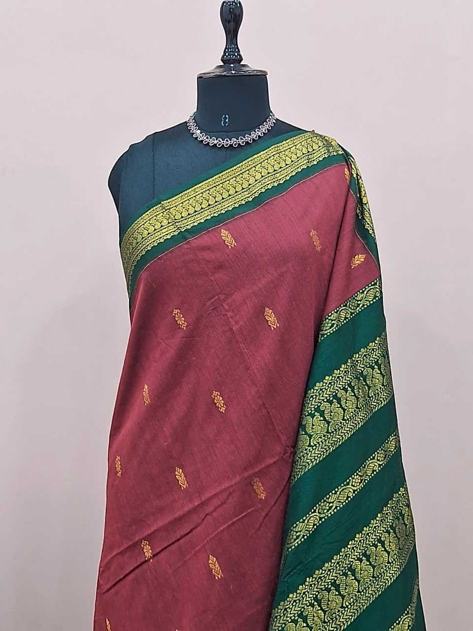Dark red Kalyani cotton saree 1
