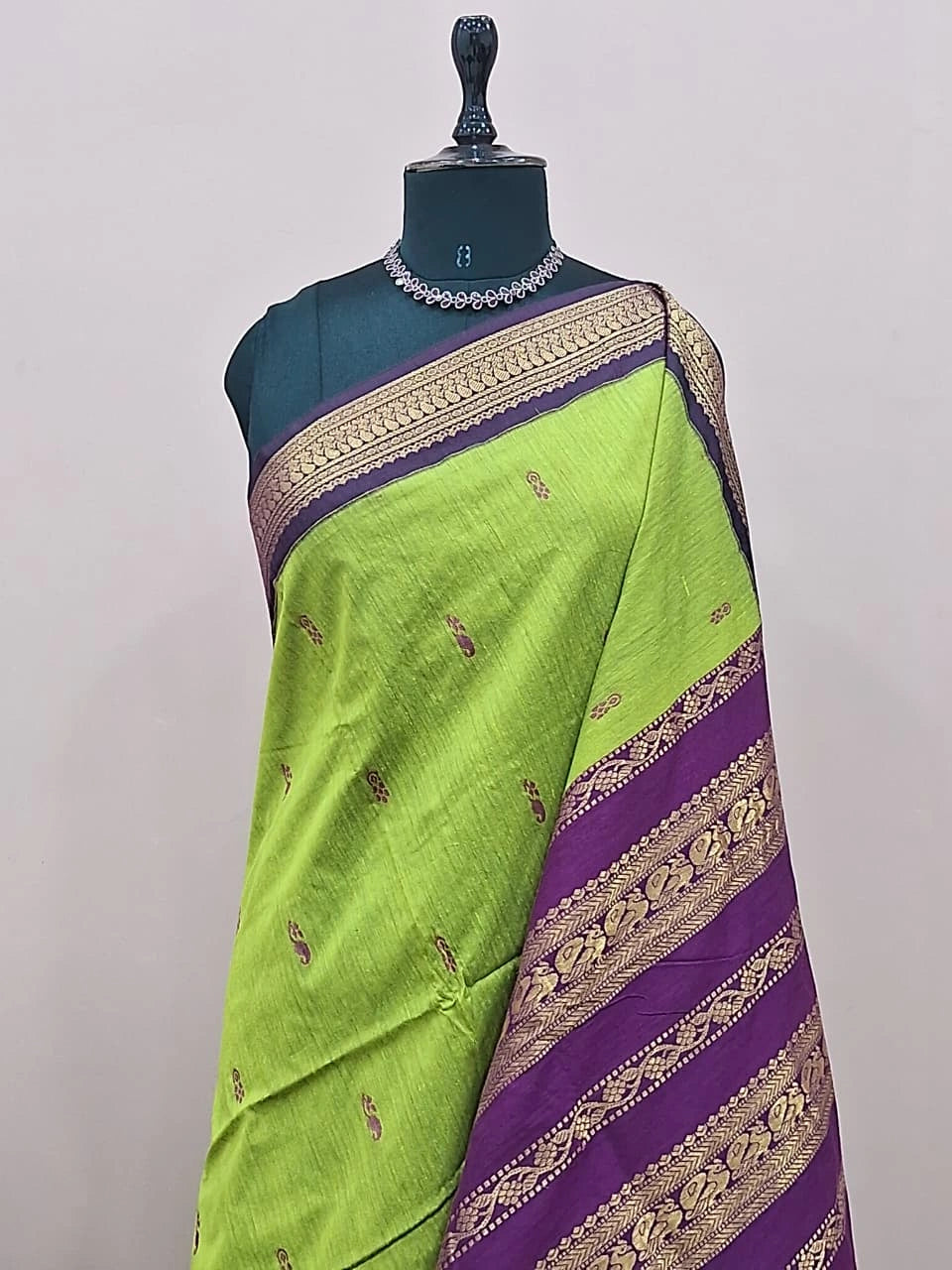 Parrot Green Pure Kalyani cotton saree 1