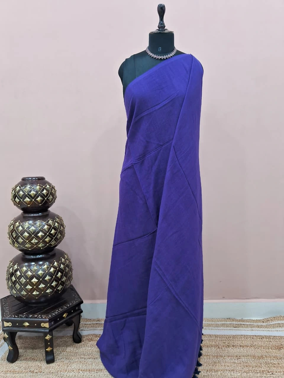 Elegant Navy Blue Plain Mulmul Cotton Saree 