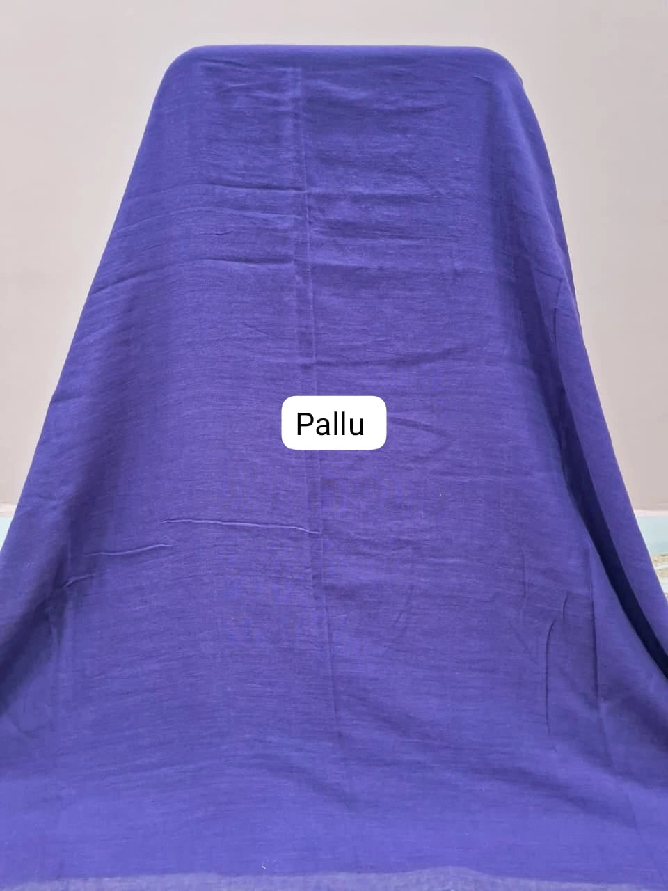 Elegant Navy Blue Plain Mulmul Cotton Saree pallu