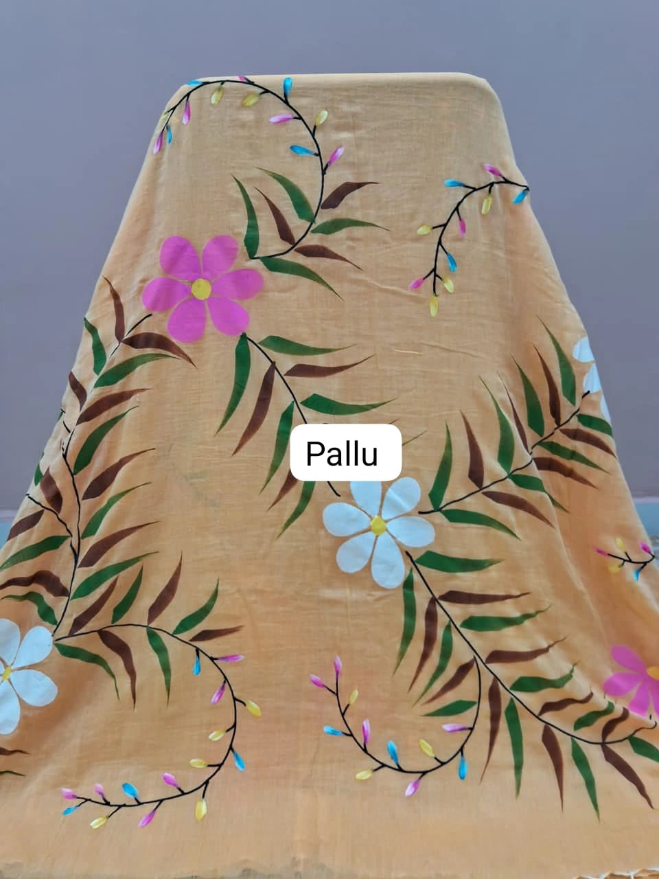 Light Yellow Mulmul Cotton Saree pallu