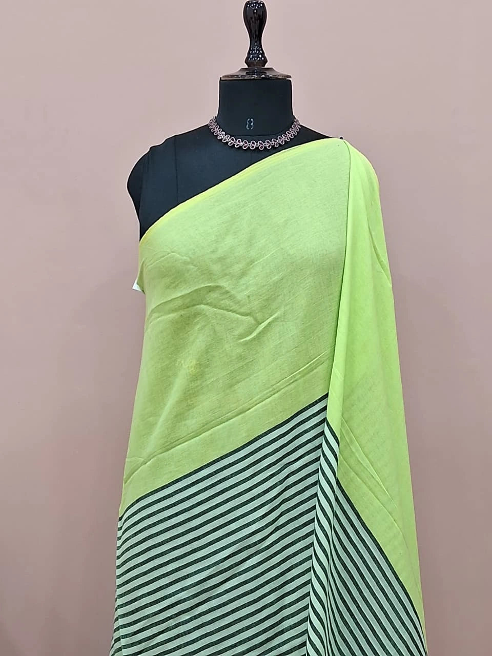 Lime Green Mulmul Cotton Saree 1