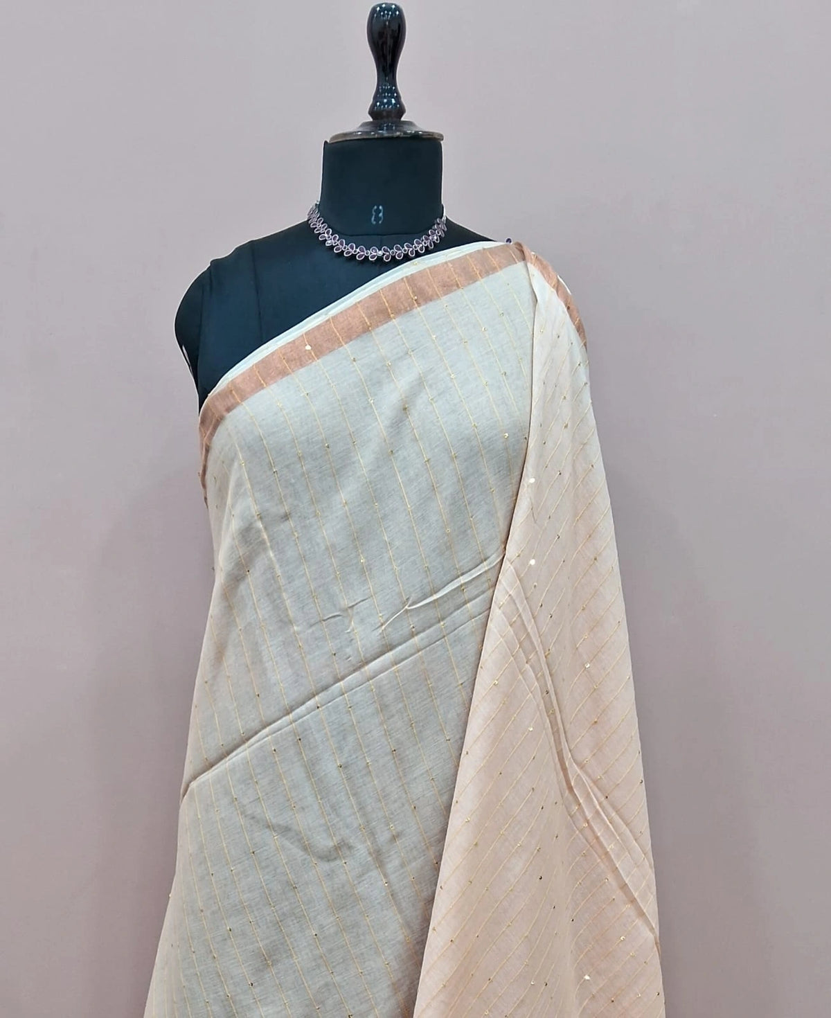 Off-White Mulmul Cotton Saree 1