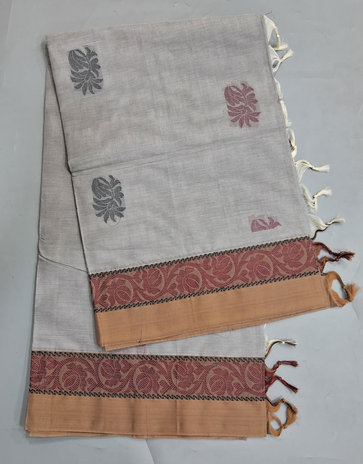 Pale Grey Korvai Kanchi Cotton Saree