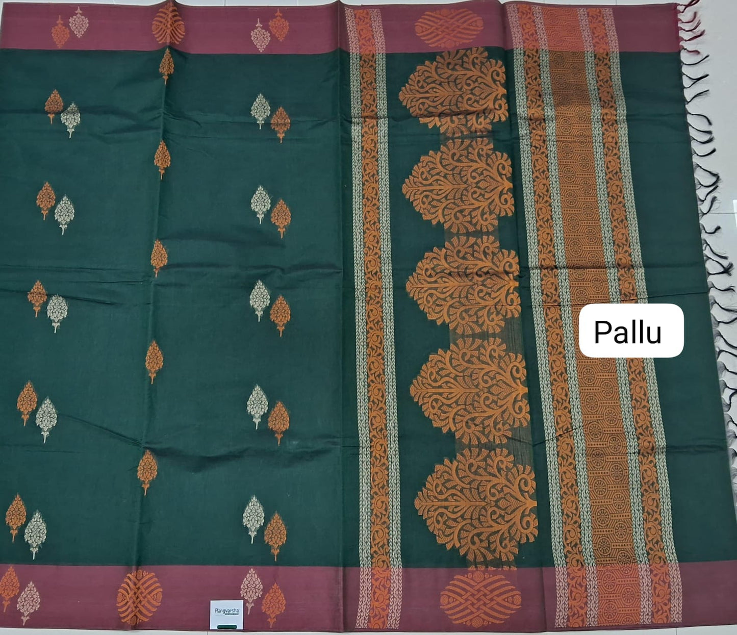 Bottle Green Korvai Kanchi Cotton Saree pallu