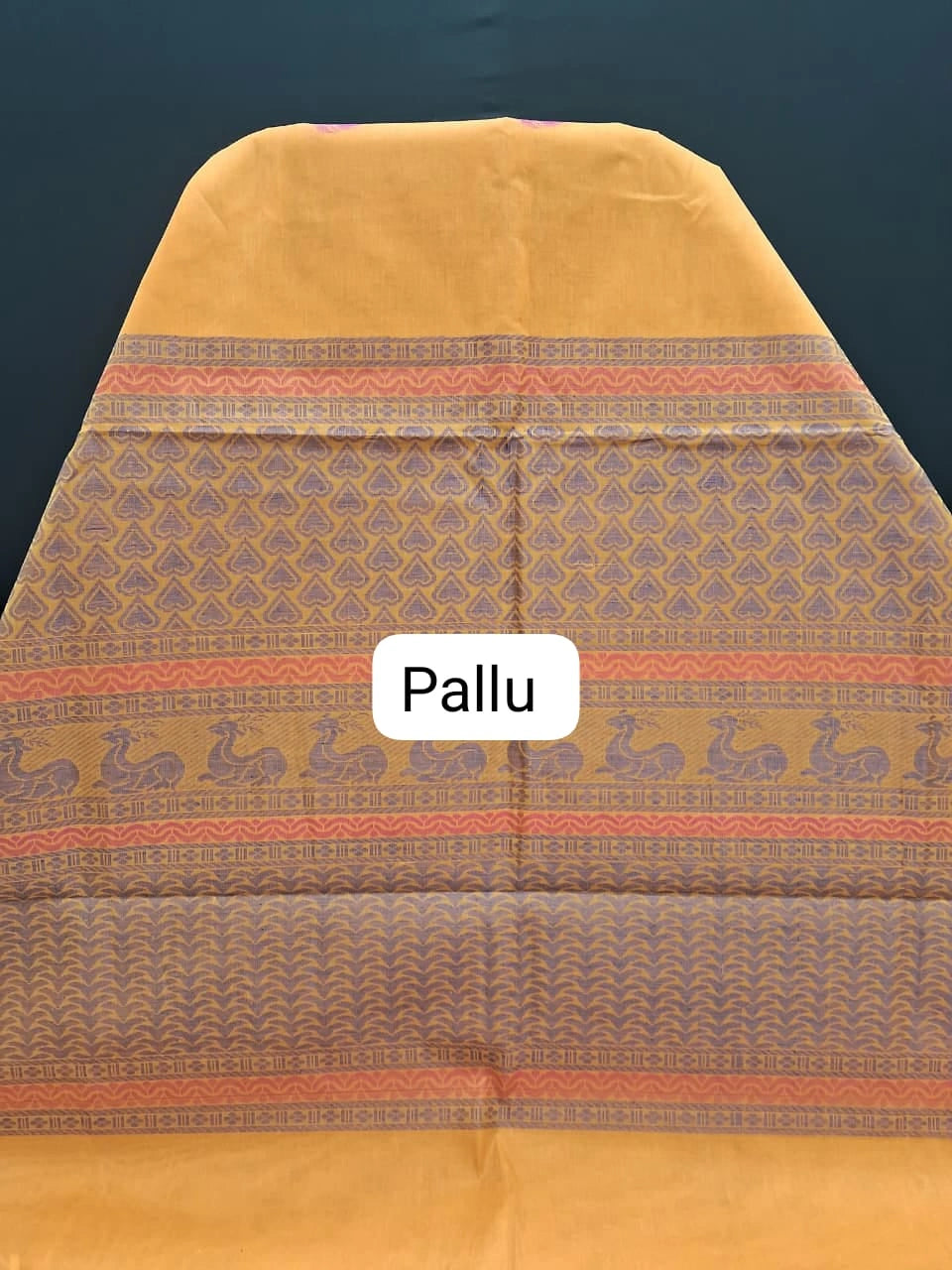 Sunlit Mango Kanchi Cotton Saree pallu
