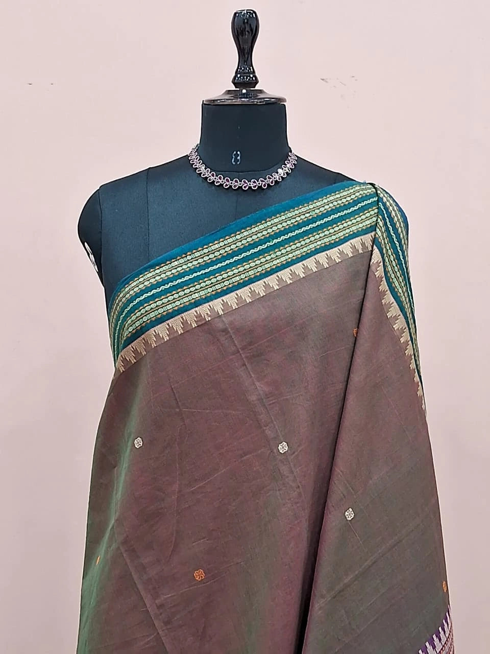 Dual shaded olive green Kanchi Cotton Saree 1
