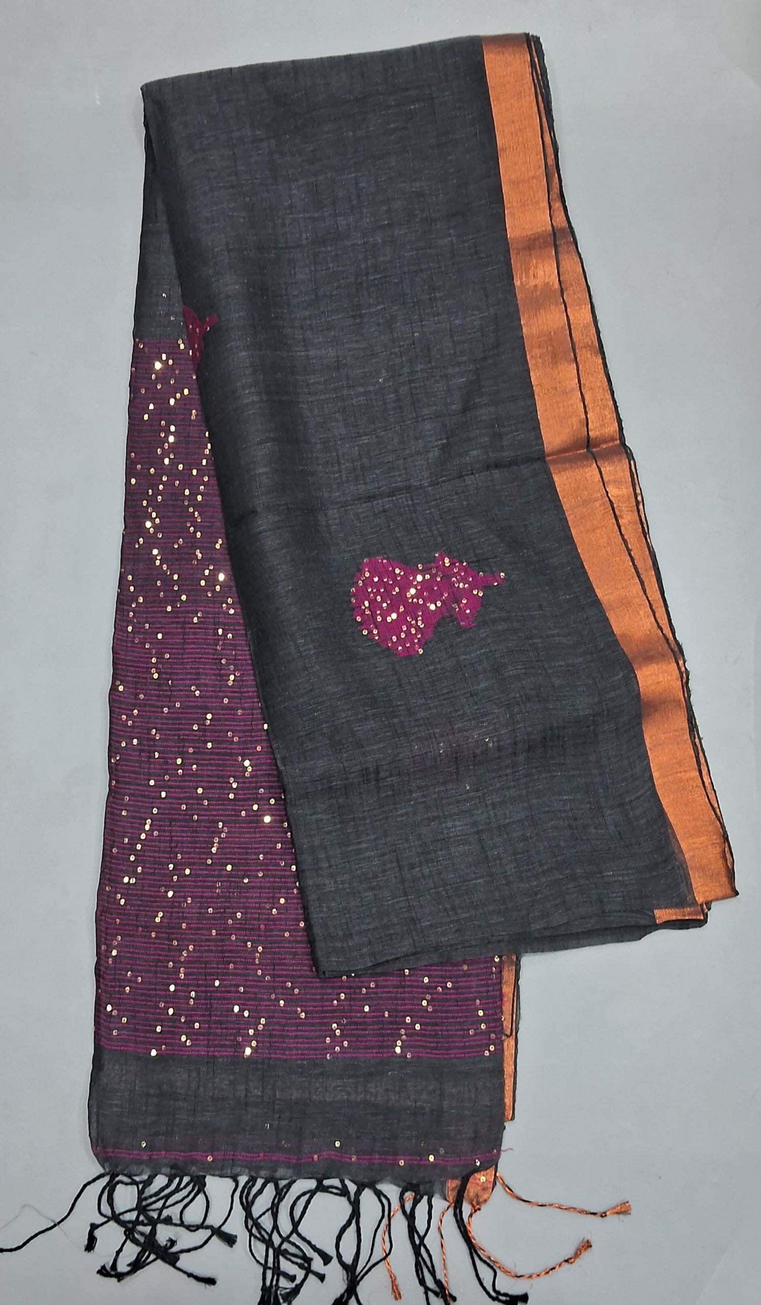 Black Khadhi Linen Saree