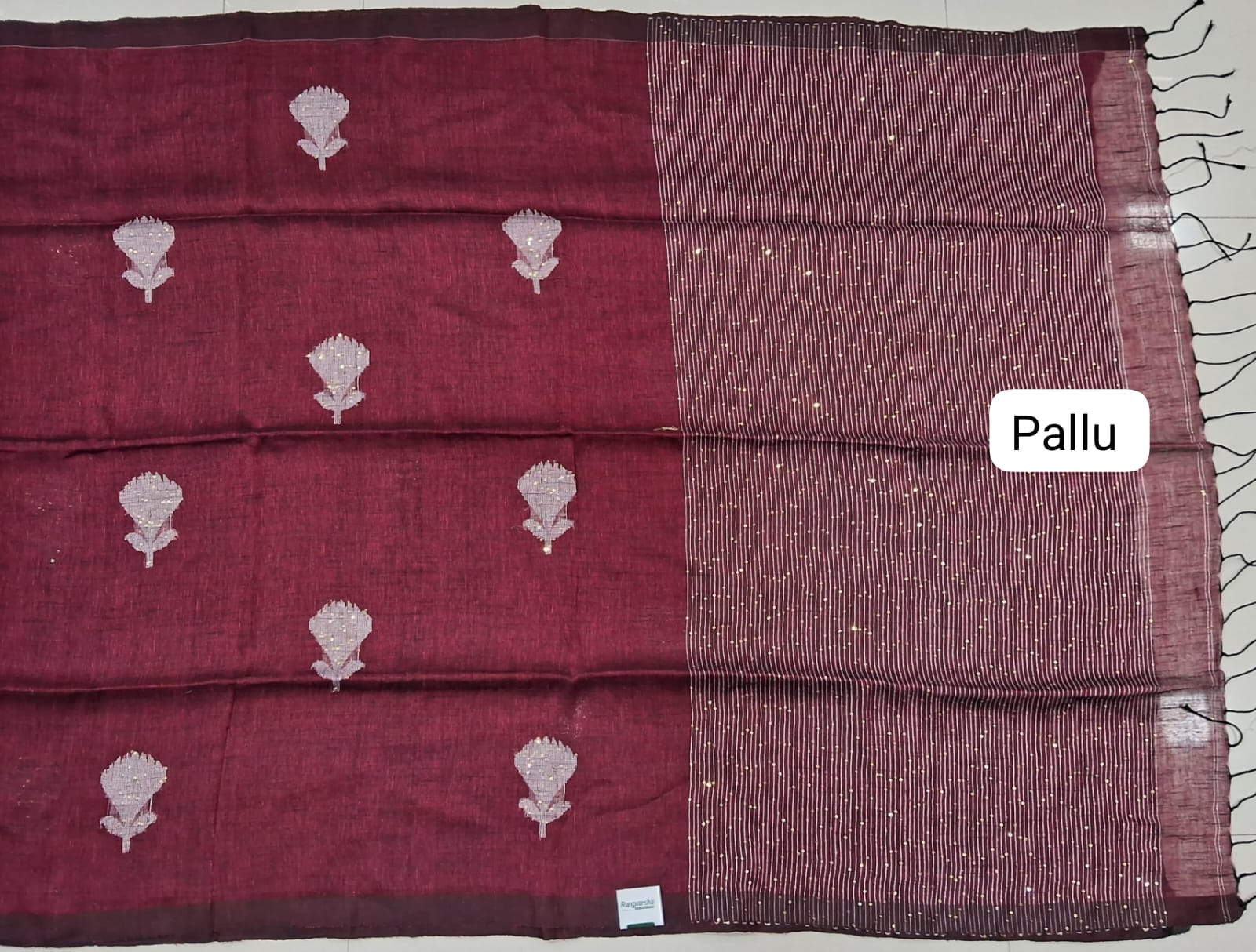 Maroon Khadhi Linen Saree pallu