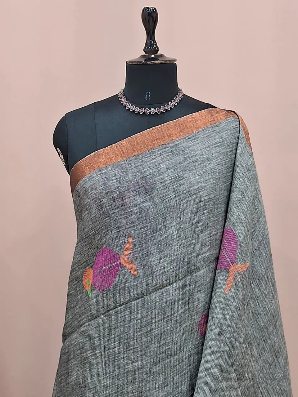 Elephant Grey Khadhi Linen Saree  1