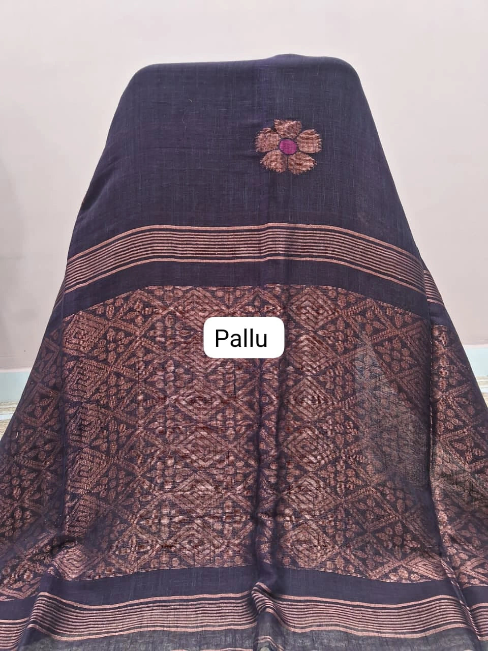 Dark Brown Khadhi Linen Saree Pallu