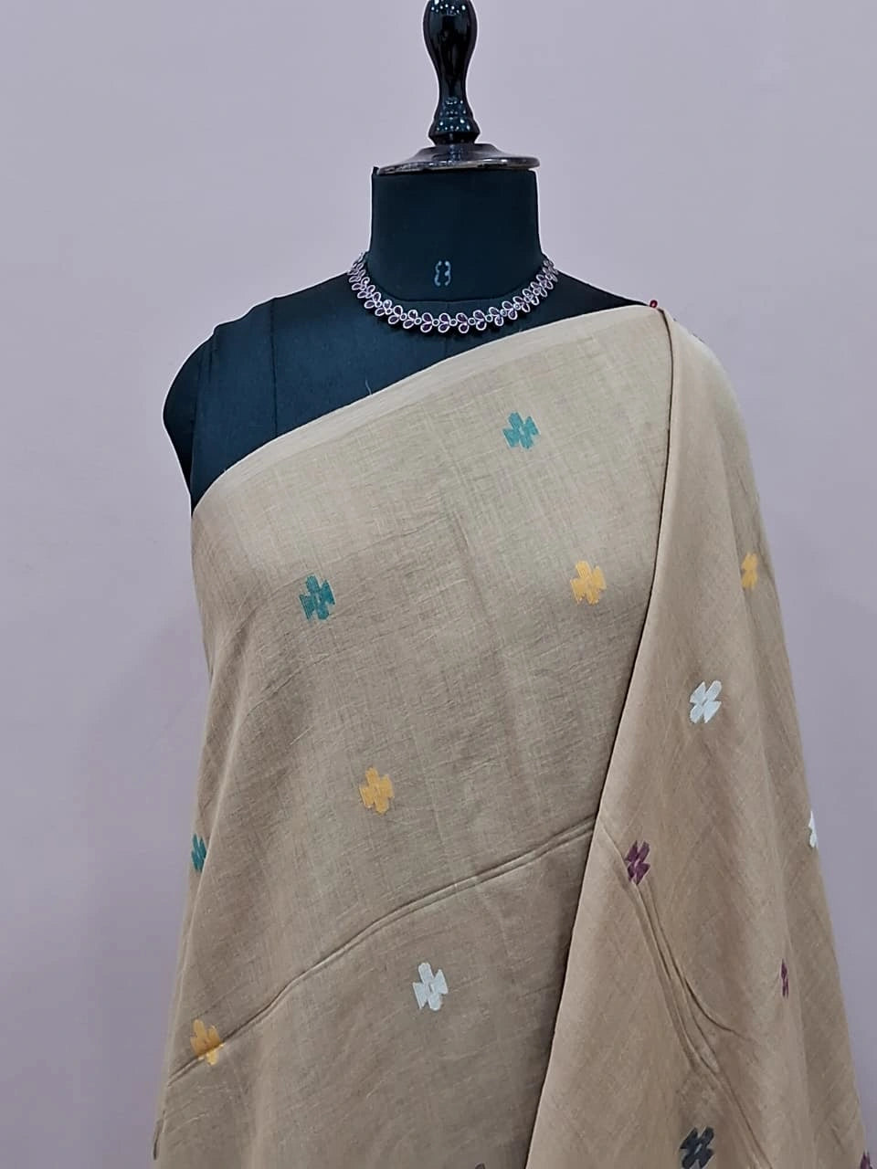 Cream Khadhi Jamdhani Cotton Saree 1