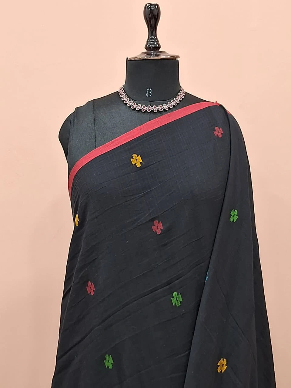 Black Khadhi Jamdani Cotton Saree 1