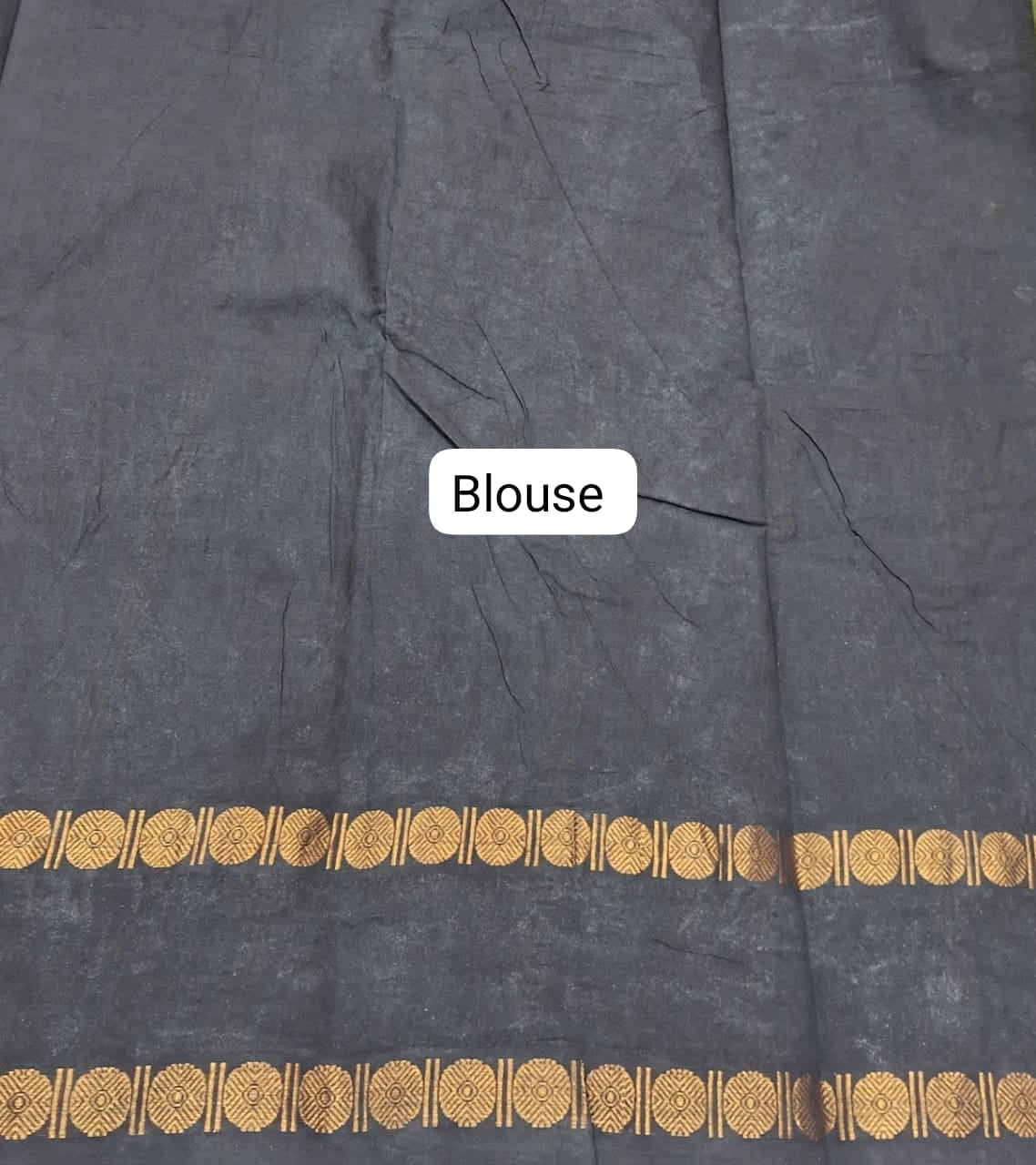 Leaf Green Kaikattu Sungudi Handloom Cotton Saree Blouse