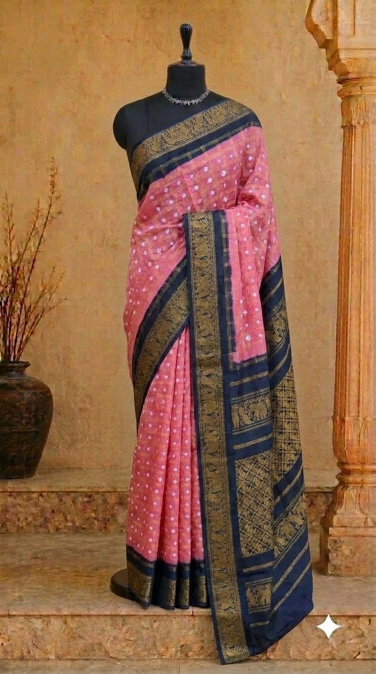 Baby Pink Checked Kaikattu Sungudi Handloom Cotton Saree 