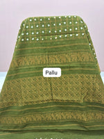 Leaf Green Kaikattu Sungudi Handloom Cotton Saree Pallu
