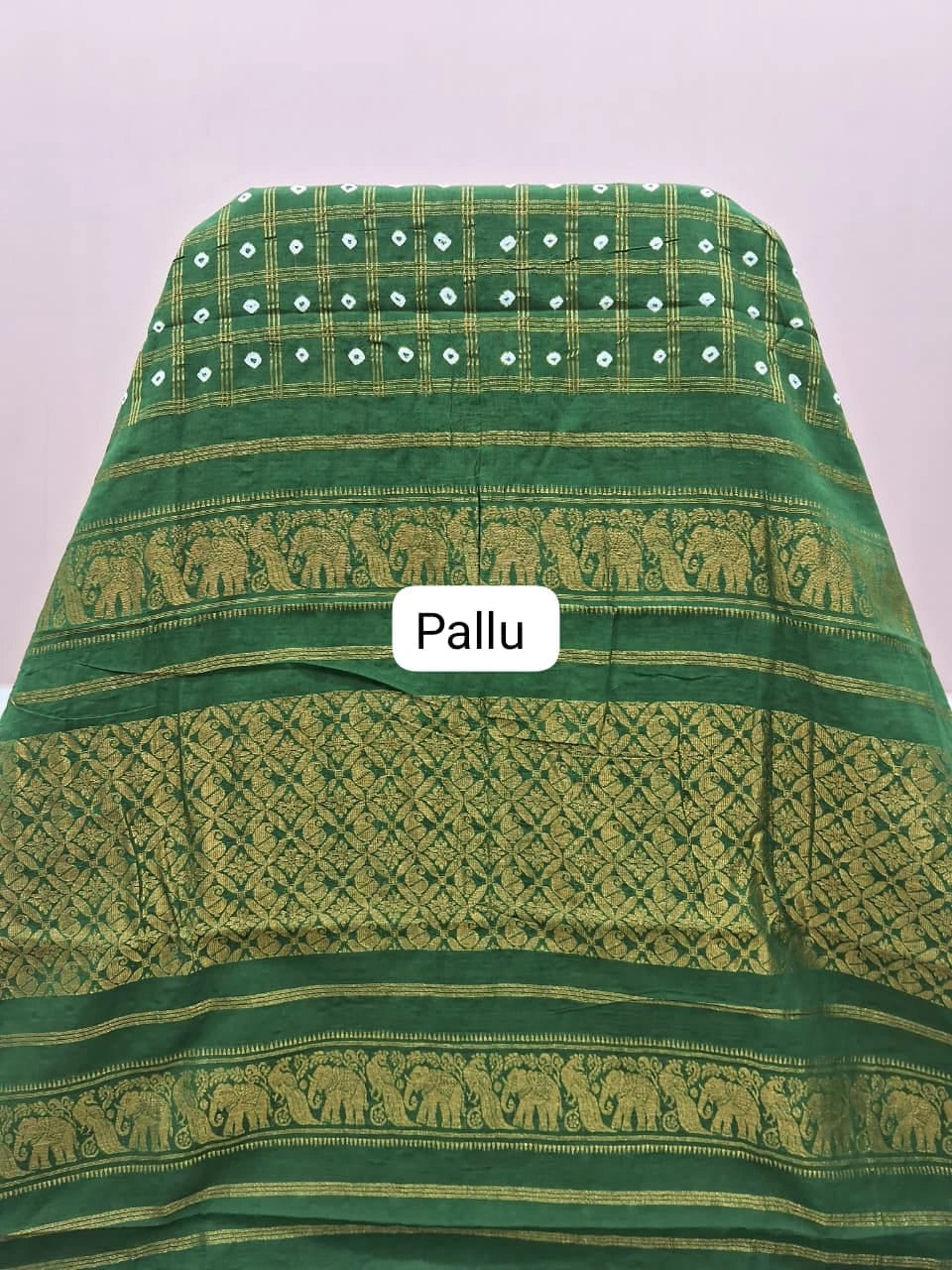 Green Kaikattu Sungudi Handloom Cotton Saree Pallu