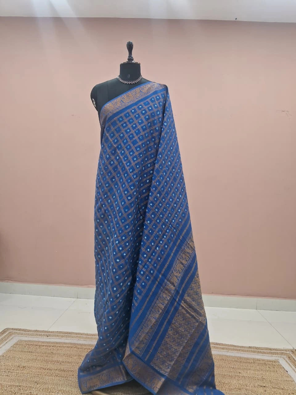 Caribbean Blue Kaikattu Sungudi Handloom Cotton Saree 