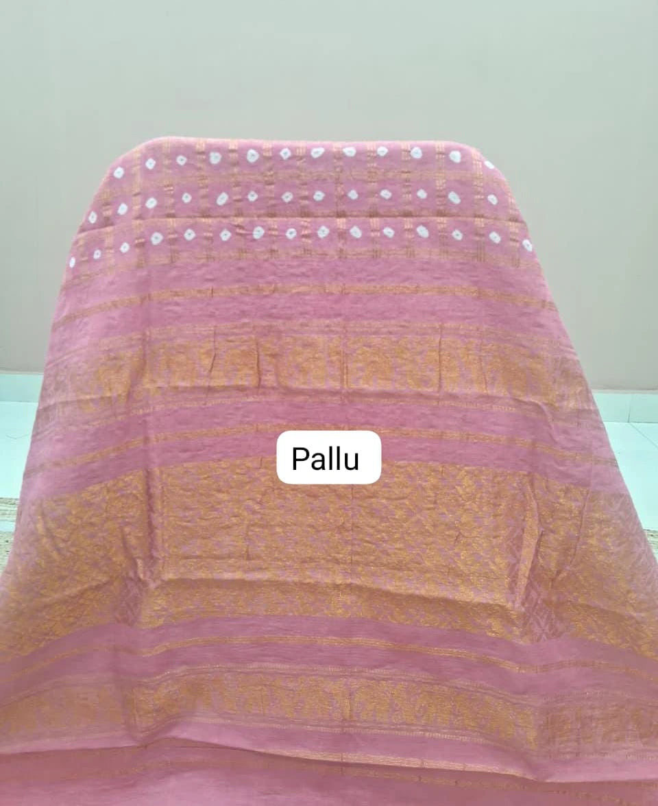 Rose Pink Kaikattu Sungudi Handloom Cotton Saree pallu