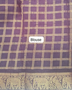 Reddish Pink Kaikattu Sungudi Handloom Cotton Saree Blouse