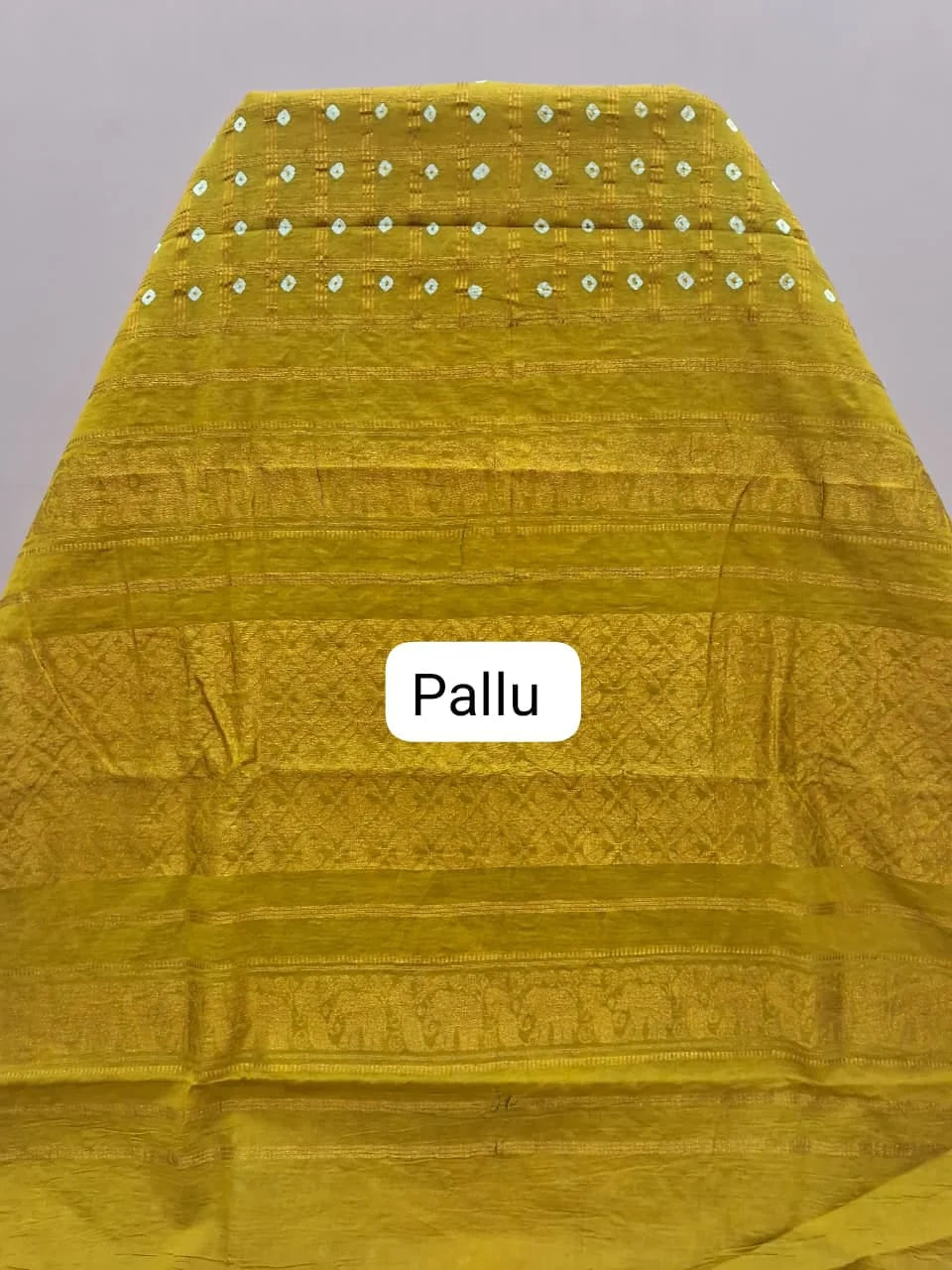 Lime Yellow Kaikattu Sungudi Handloom Cotton Saree Pallu