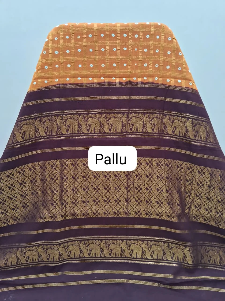Orange Kaikattu Sungudi Handloom Cotton Saree pallu