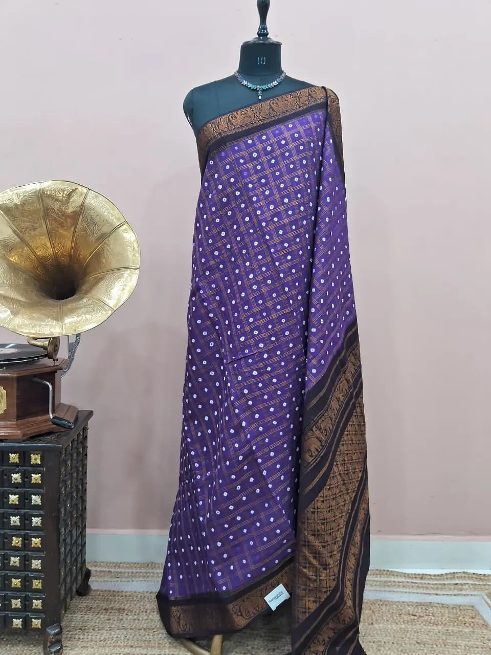 Purple Kaikattu Sungudi Handloom Cotton Saree 