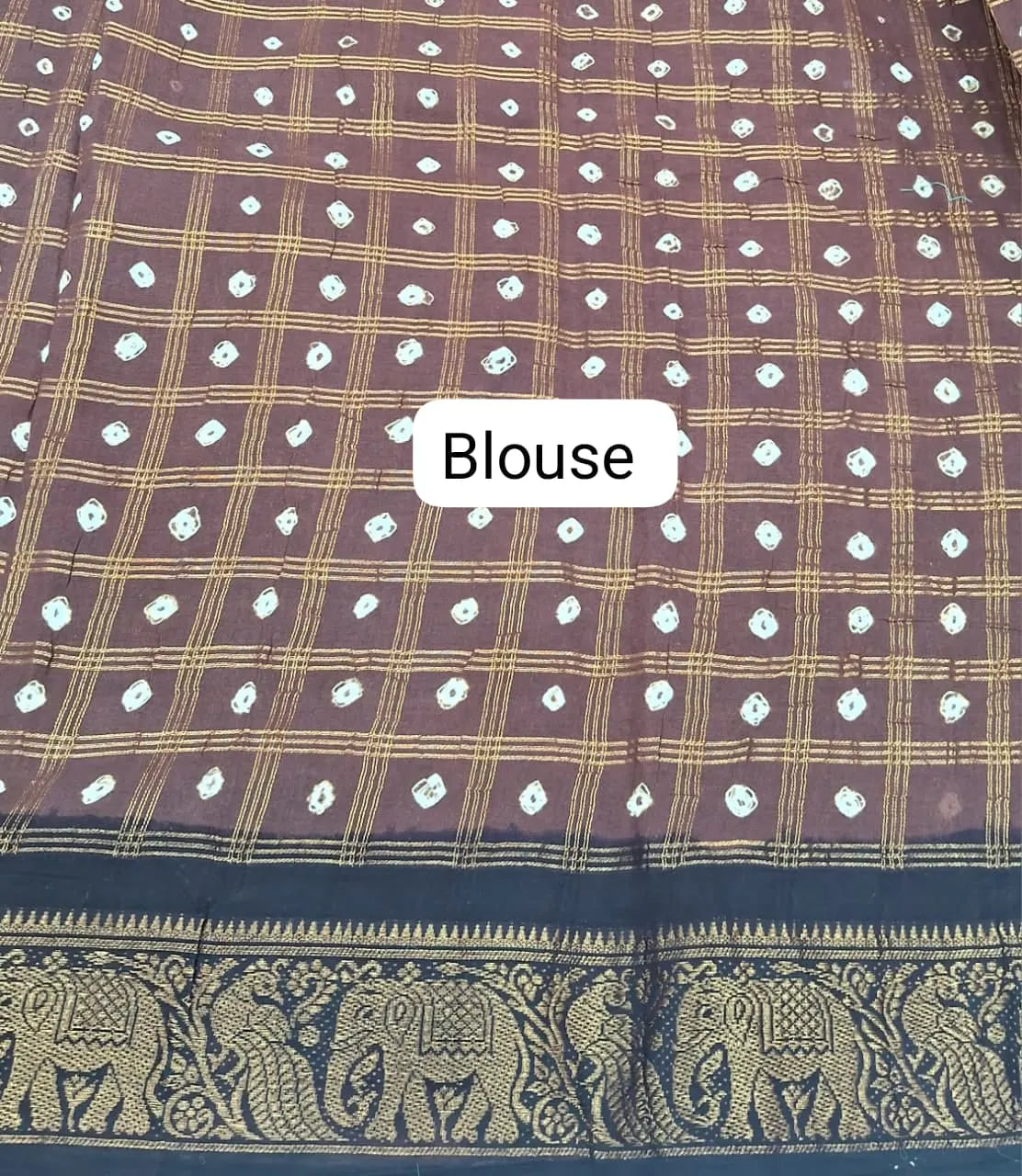Brown Kaikattu Sungudi Handloom Cotton Saree bouse