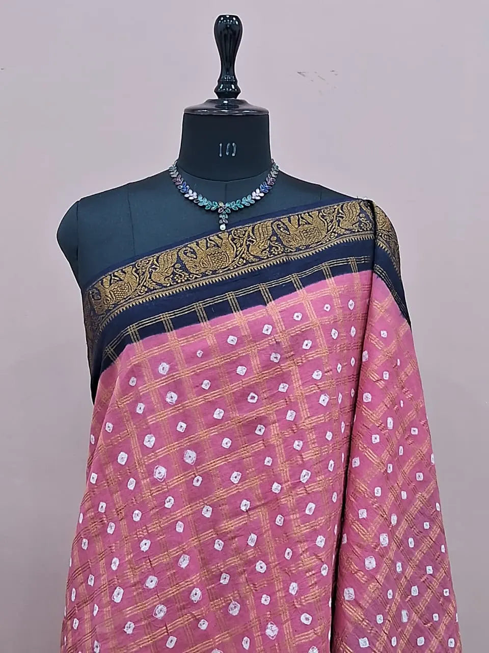 Baby Pink Kaikattu Sungudi Handloom Cotton Saree 1
