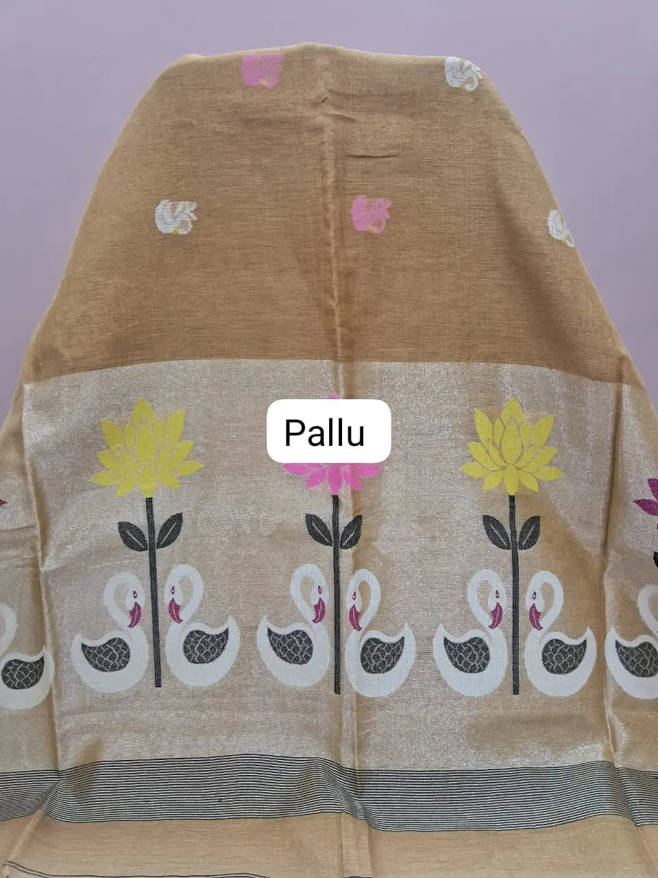 Gold Beige Tissue Linen Saree pallu