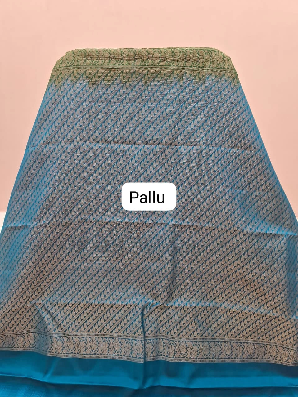 Dark Green Pure Kanchi Pattu Saree pallu