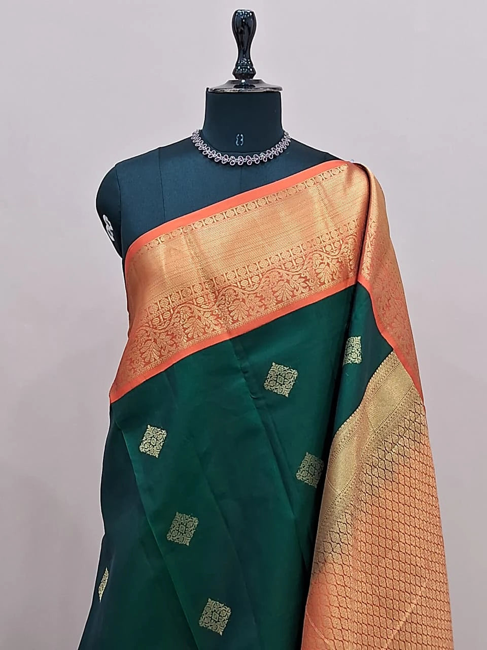 Bottle Green Pure Kanchi Pattu Saree 1