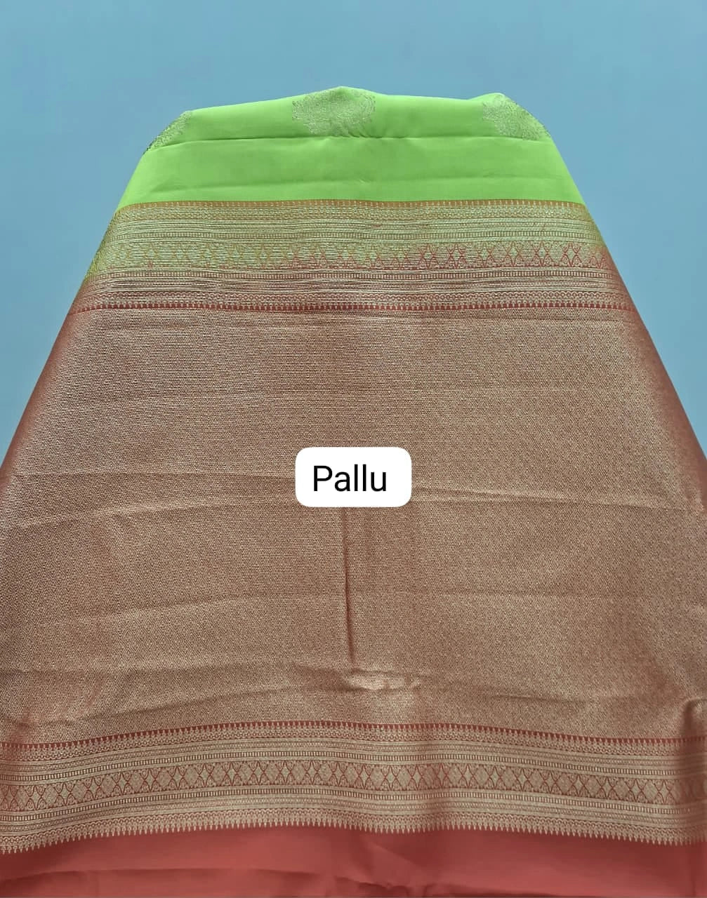 Bright Green Pure Kanchi Pattu Saree pallu