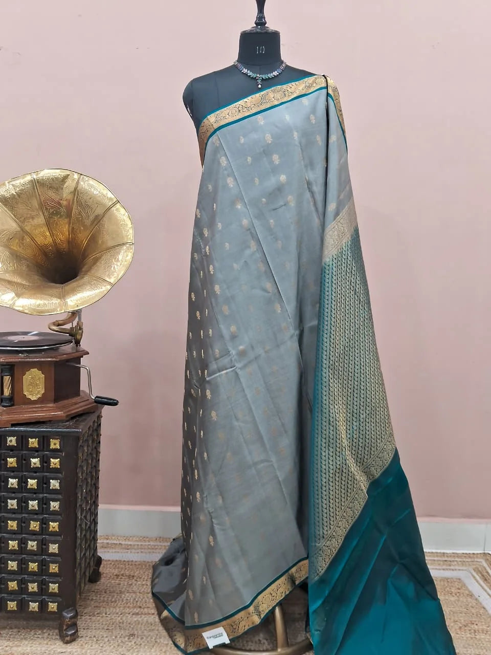 Grey Pure Kanchi Pattu Saree