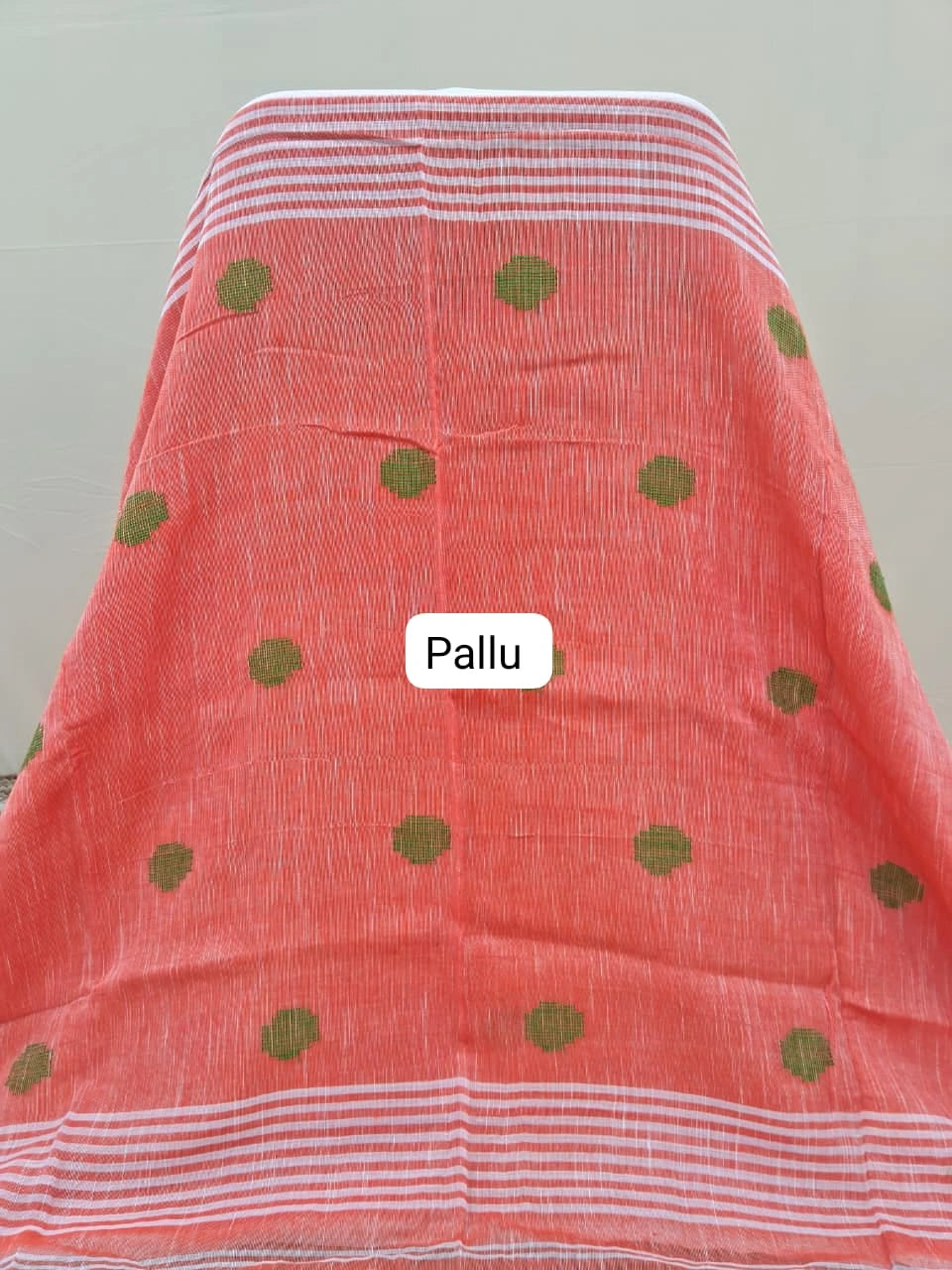 Pristine White Handwoven Khadhi Cotton Saree Pallu