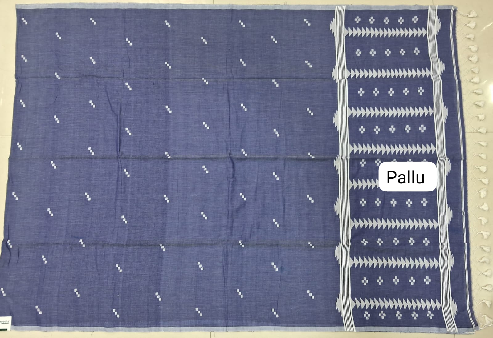 Greyish blue Khadhi Cotton Saree pallu