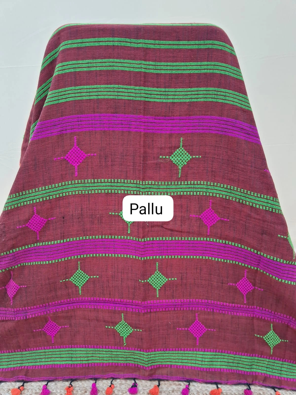 Maroon Khadhi Cotton Saree Pallu
