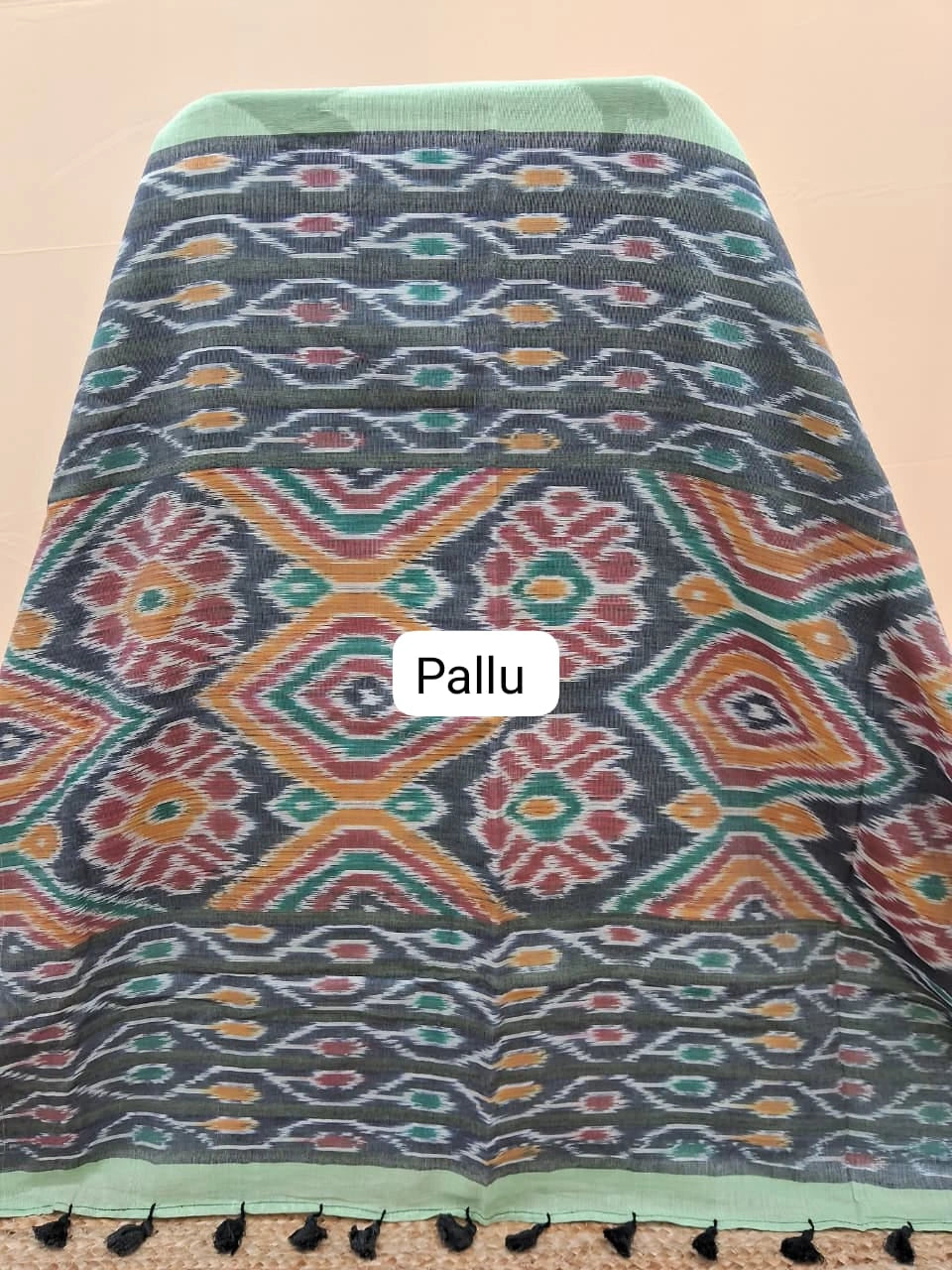 Elegant Pista Green Khadhi Cotton Saree Pallu