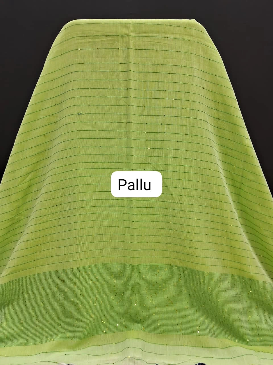 Bright Green Khadhi Cotton Saree pallu