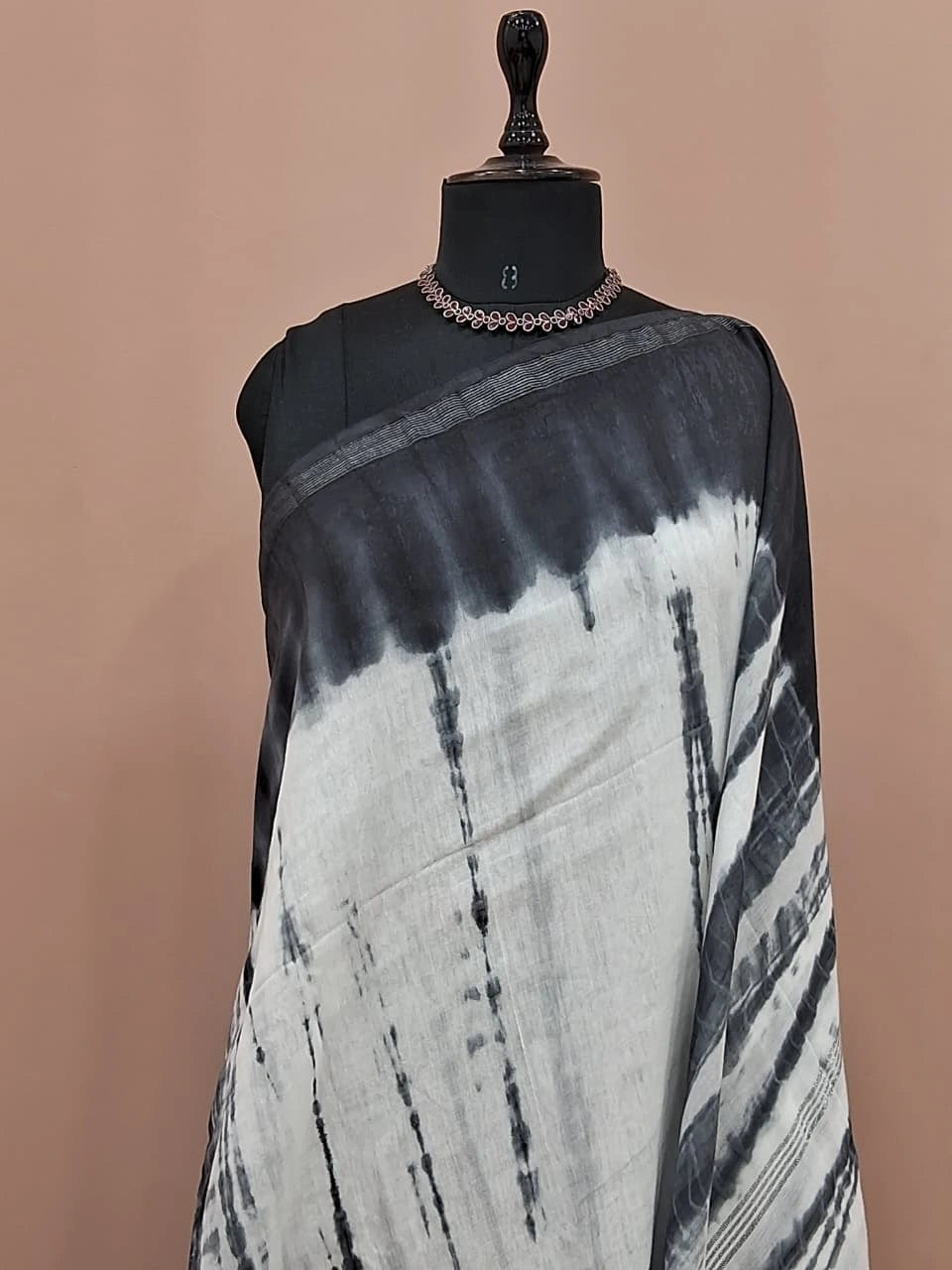 White Khadhi cotton saree 1