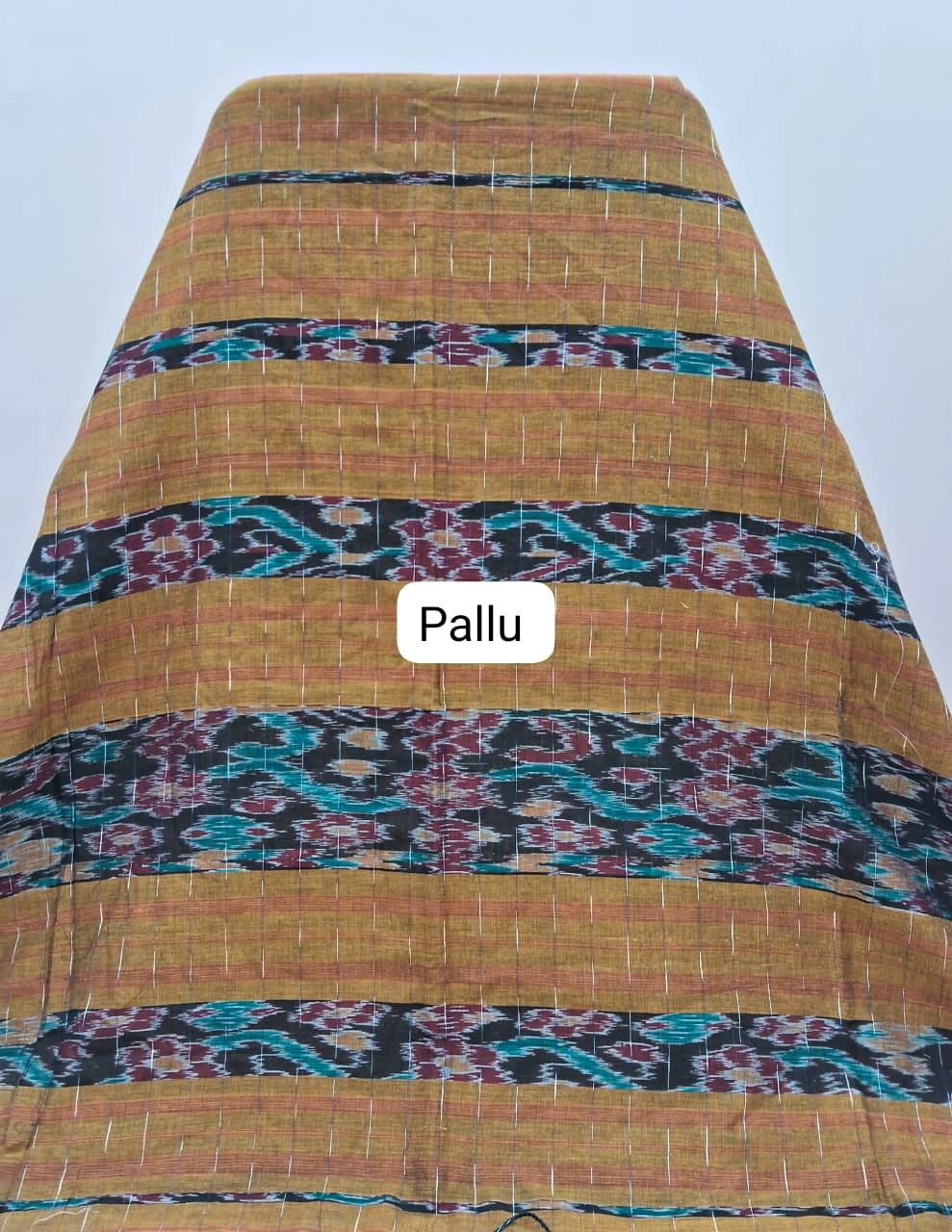 Elegant Olive Green Khadhi Cotton Saree pallu