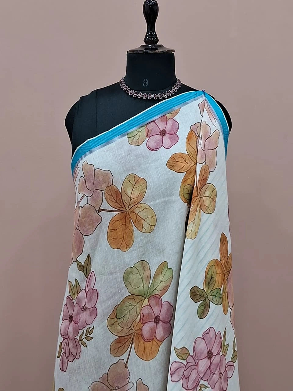 White Khadhi Cotton Saree 1