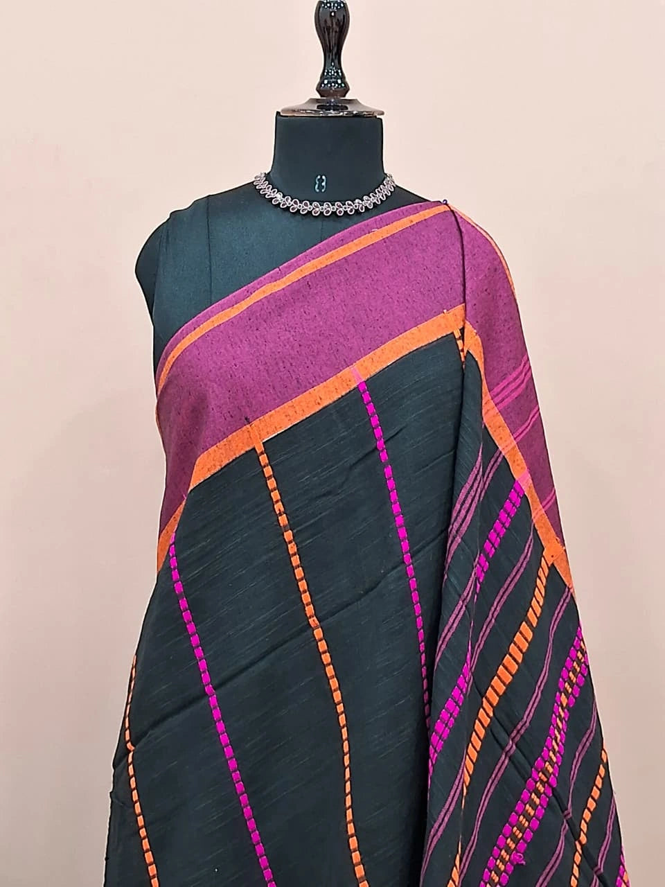 Black Khadhi Cotton Saree 1