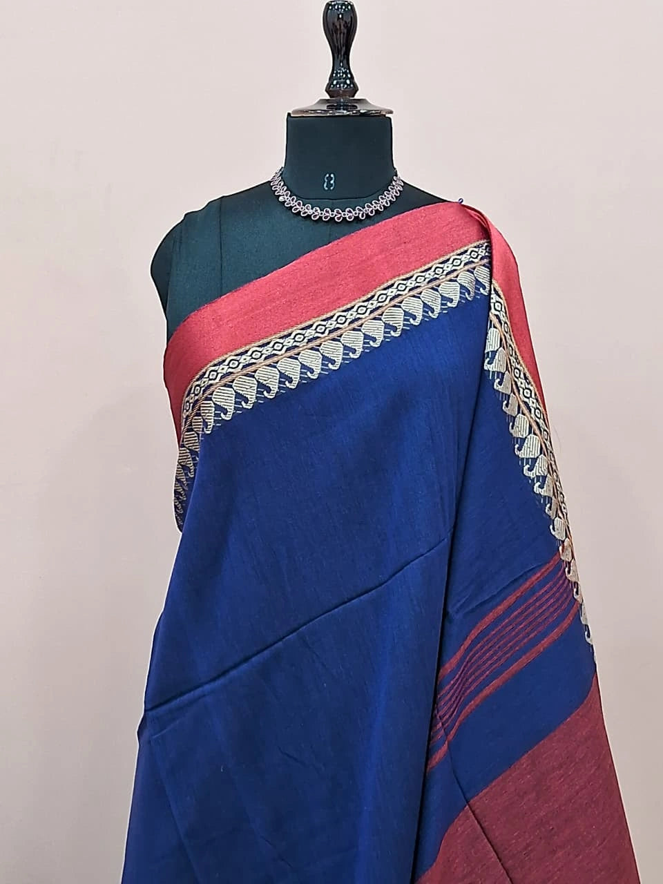 Royal Blue Plain Khadhi Cotton Saree 1