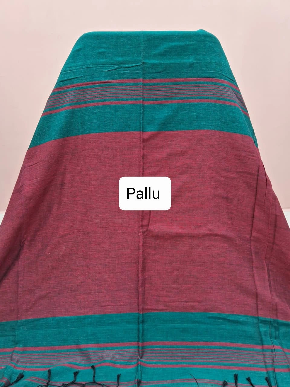 Peacock Green Plain Khadhi Cotton Saree Pallu